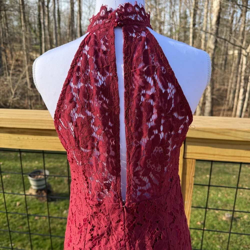 Elegant Reddish/Burgundy Lace Halter Dress - Picture 3 of 6